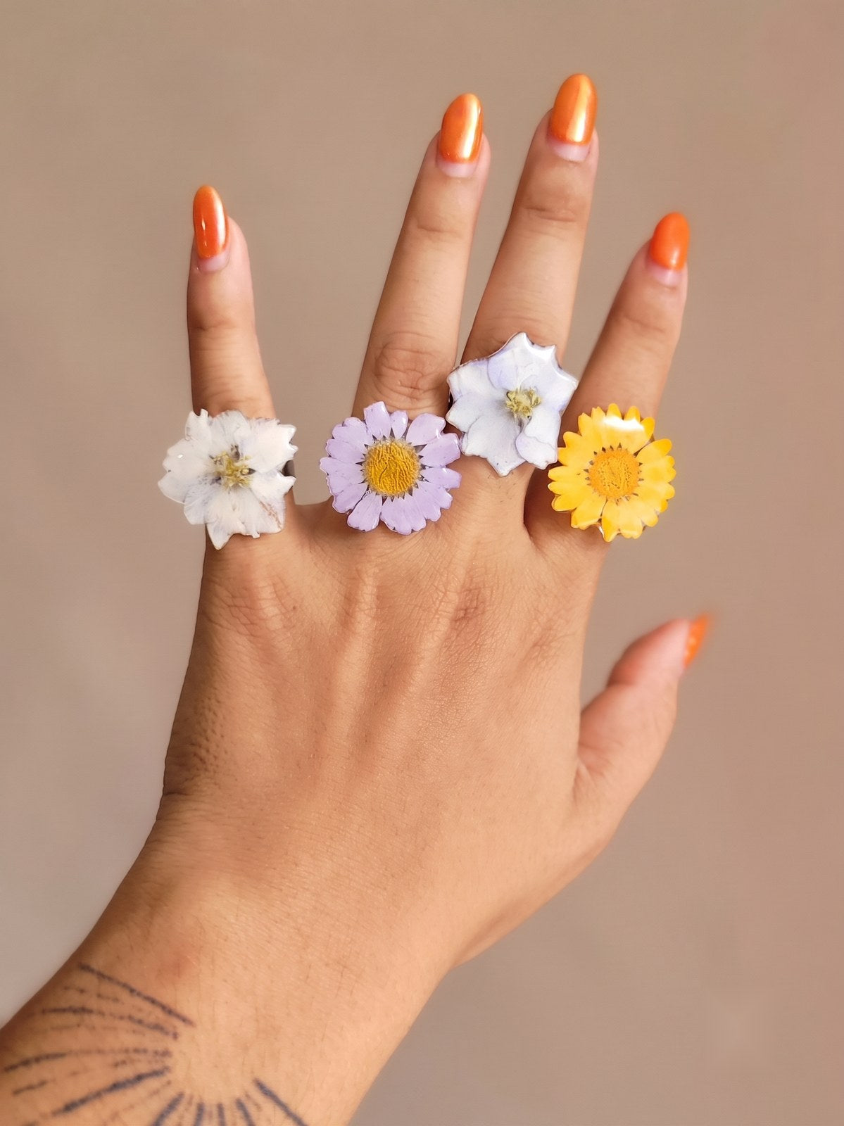 Pradera — Wildflower Rings